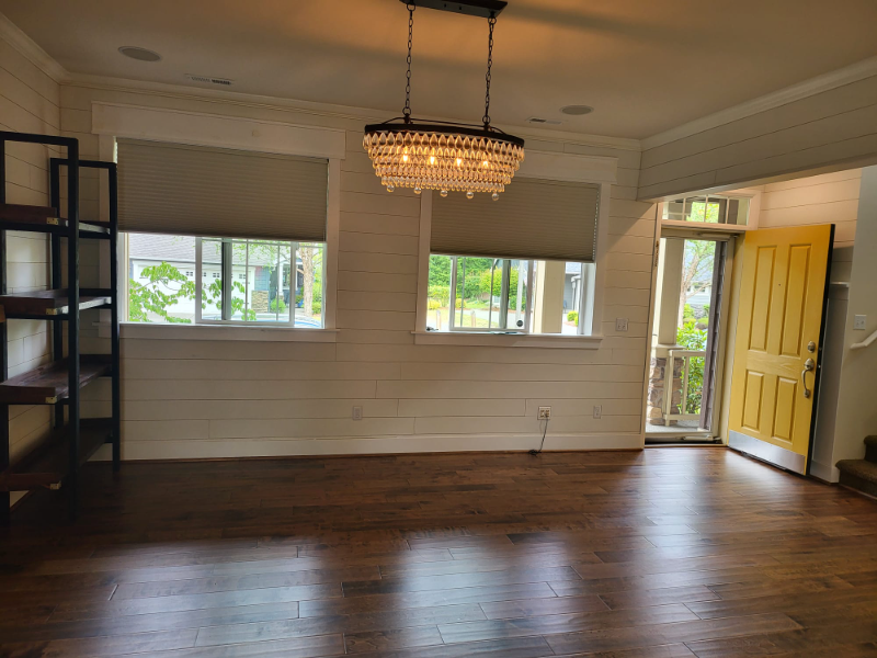 4601 Strathmore Cir Sw - Photo 3 of 27