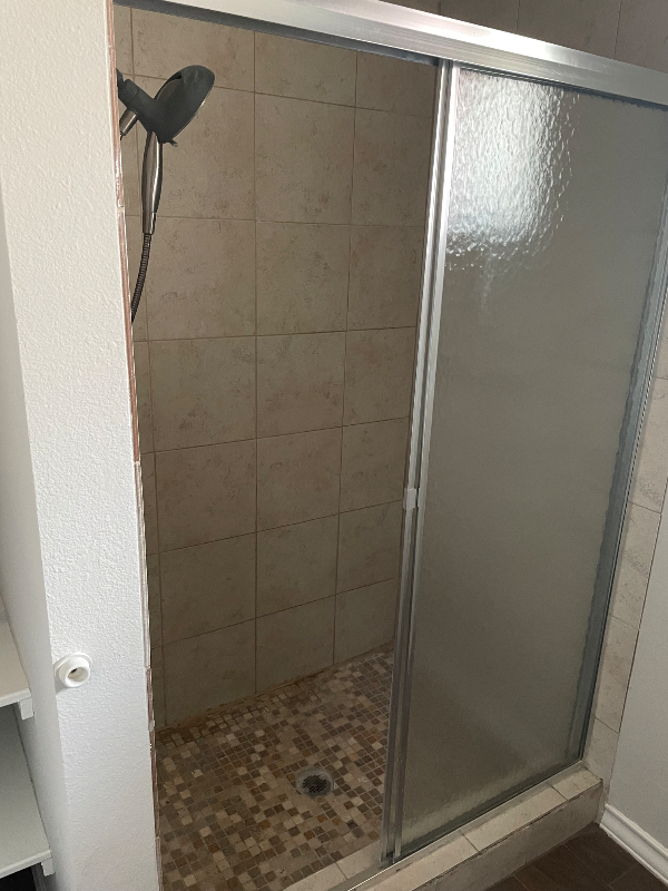 1904 Lazy Creek Ln - Photo 2 of 11