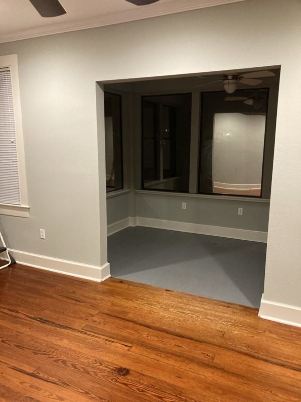 1969 Wisteria St - Photo 3 of 10