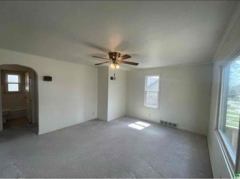 2732 Morgan St - Photo 3 of 7