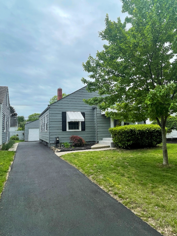 483 E Jeffrey Pl - Photo 2 of 20