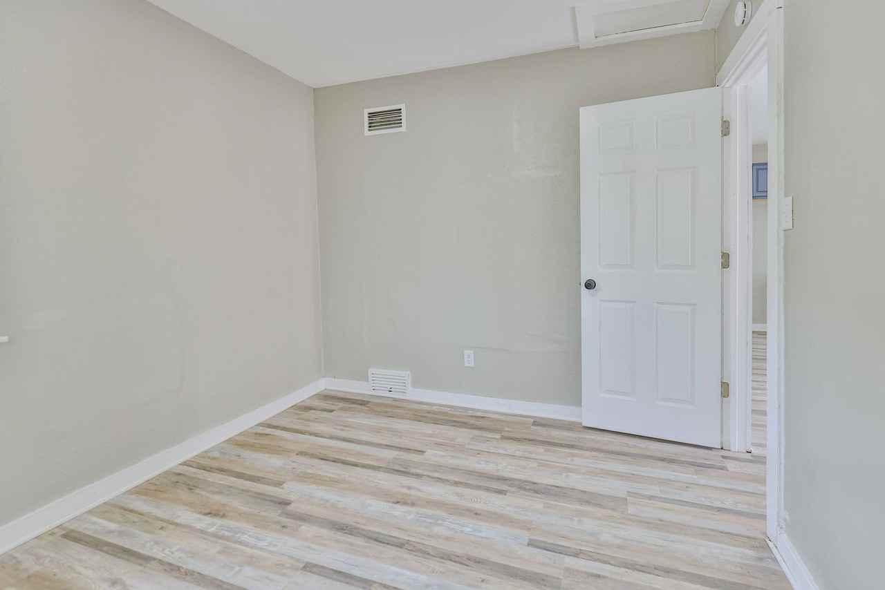 3872 Adams Street - Photo 6 of 15