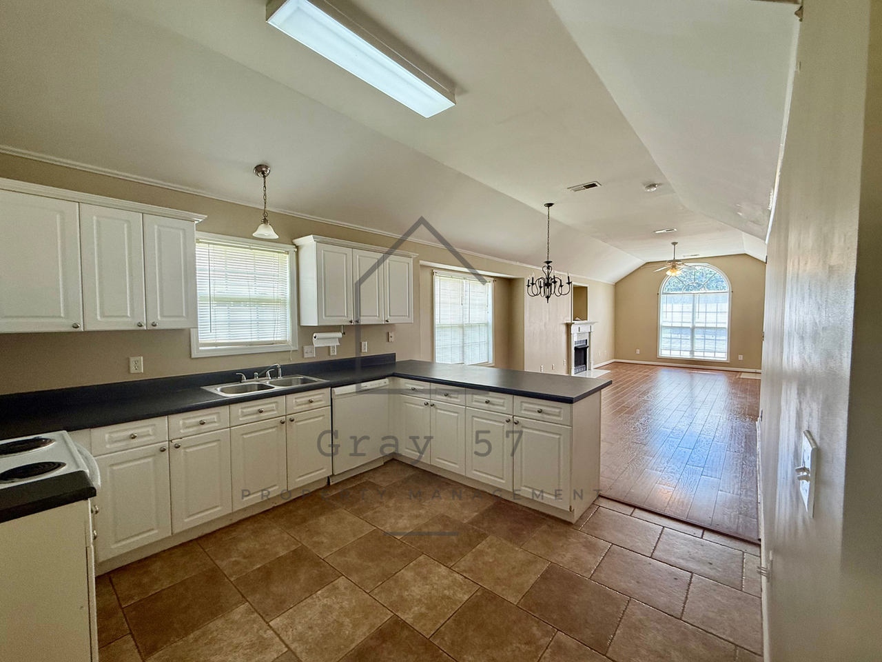 2071 Village Ln - Photo 4 of 13