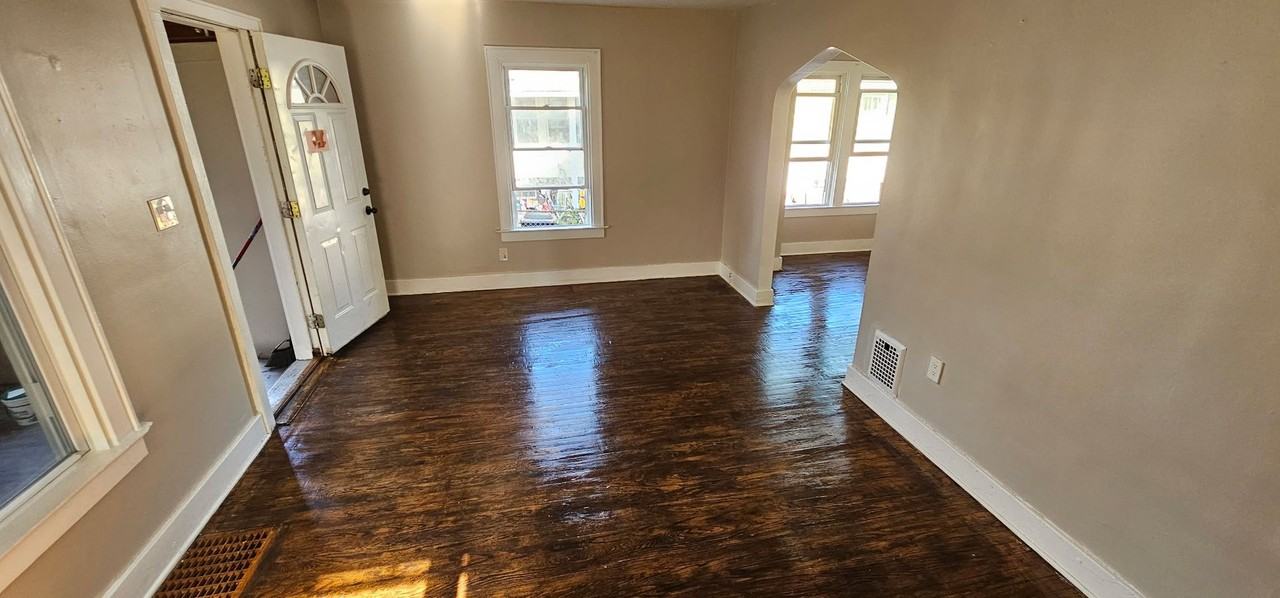 231 Richfield Blvd - Photo 3 of 11