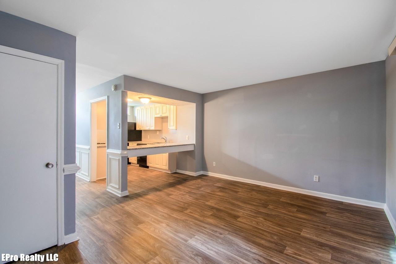 1790 Lyle Ave #1 - Photo 2 of 13