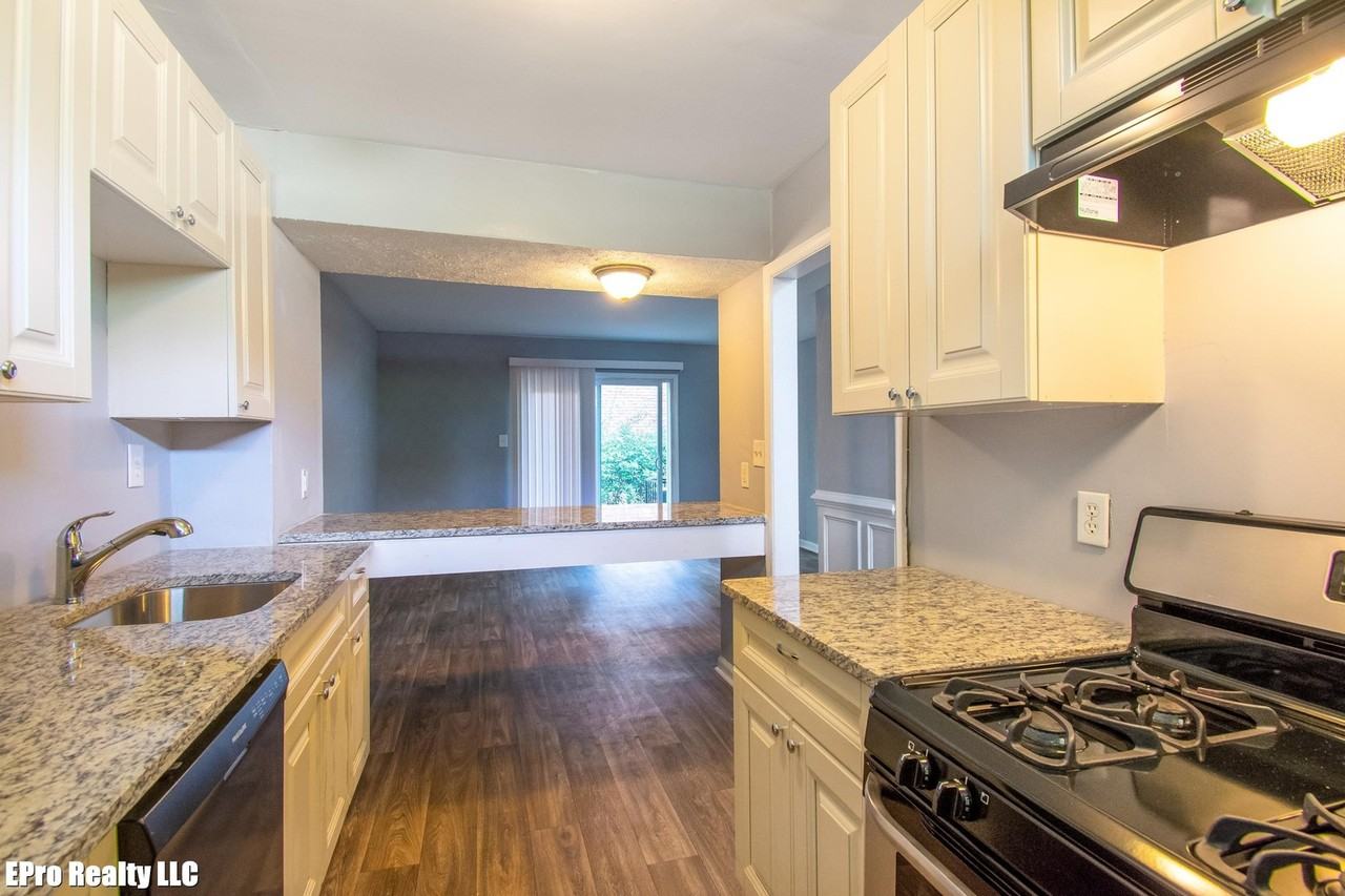 1790 Lyle Ave #1 - Photo 5 of 13