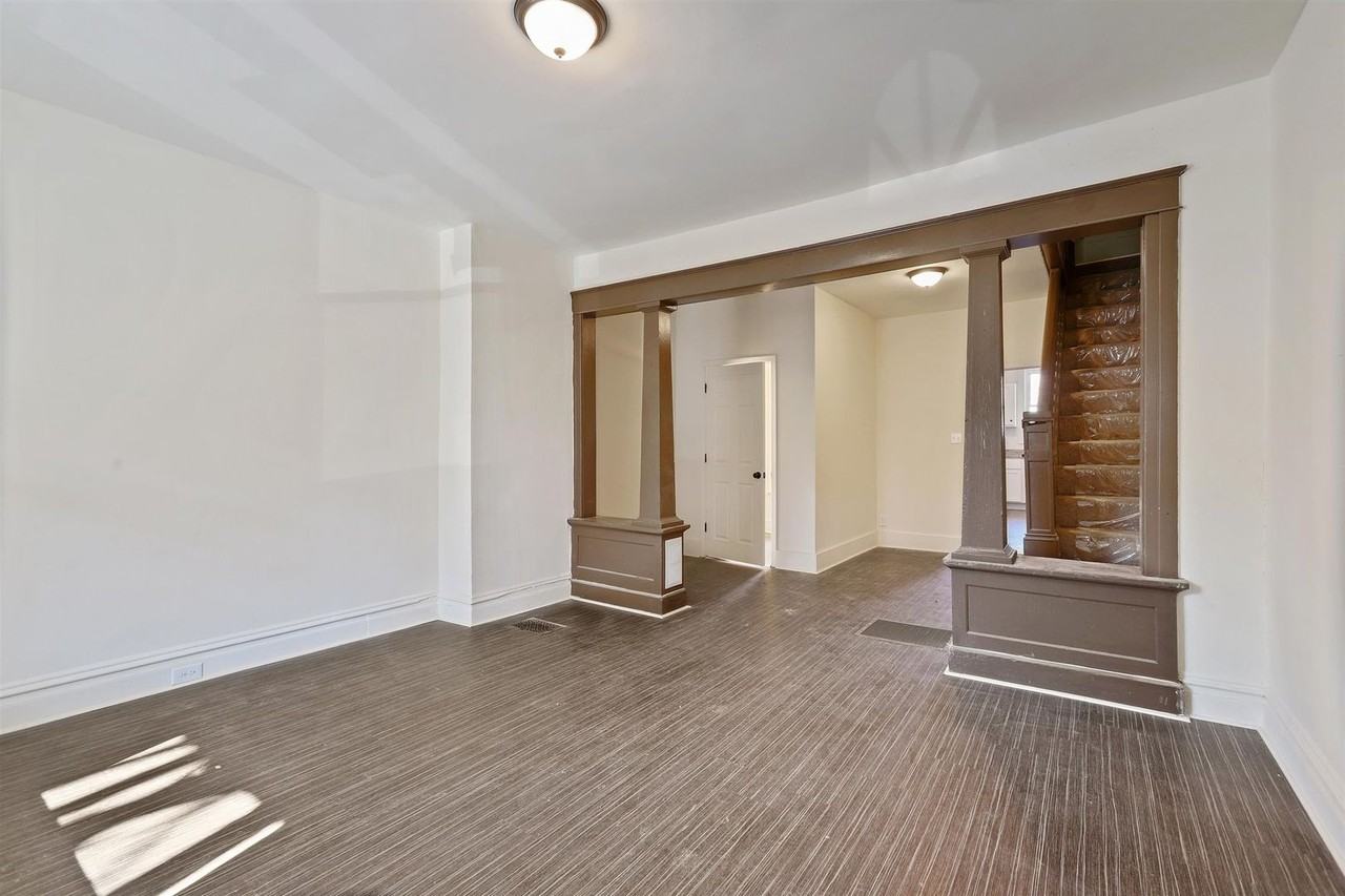 512 Curtin St - Photo 7 of 26