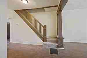 featured image of 512 Curtin St