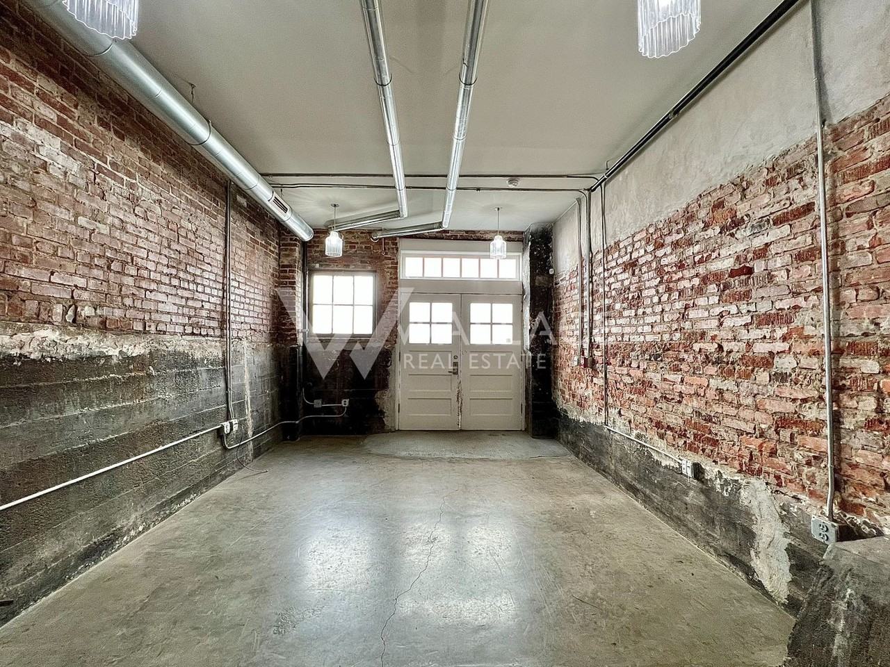 473 Walnut St - Photo 5 of 11