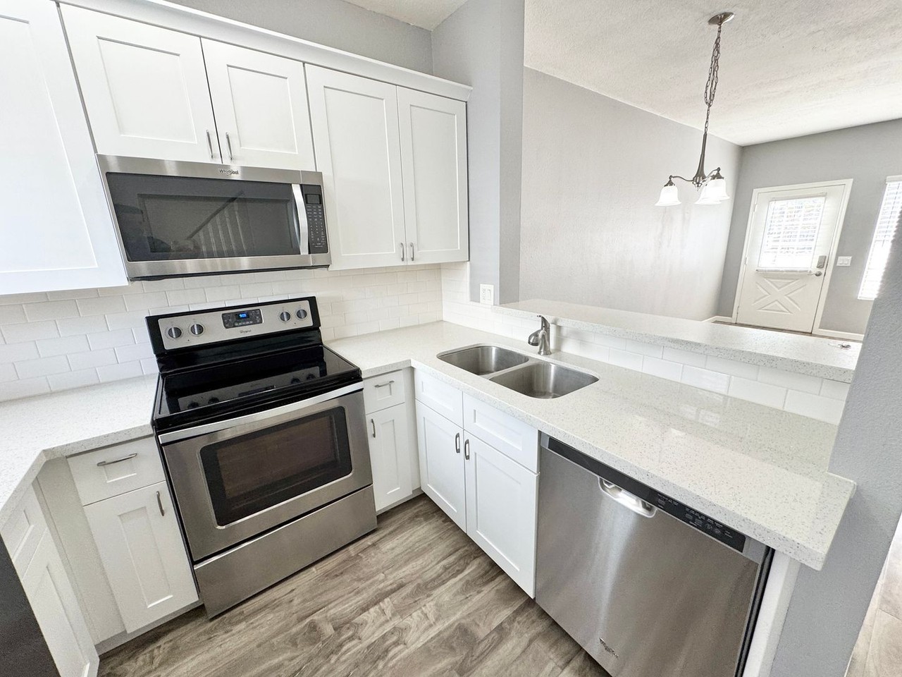 1970 N Hartford St #79