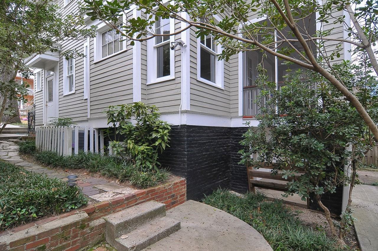 1012 1/2 Laurens St - Photo 2 of 9