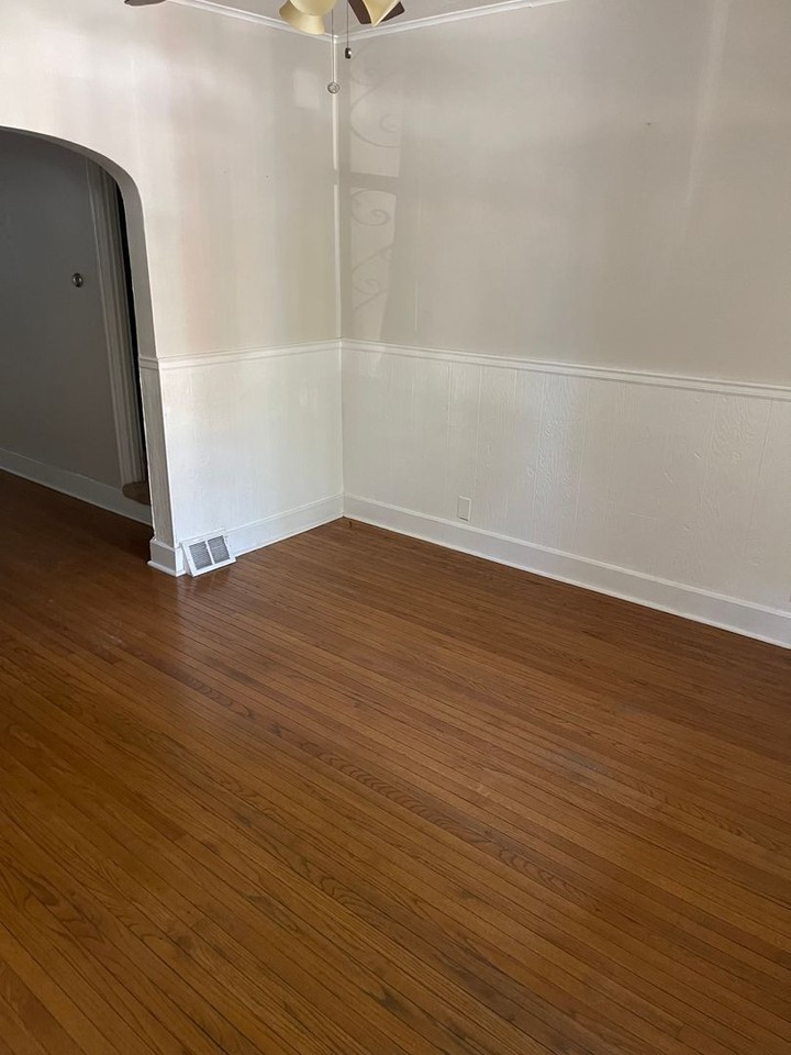 431 Arch St - Photo 2 of 30