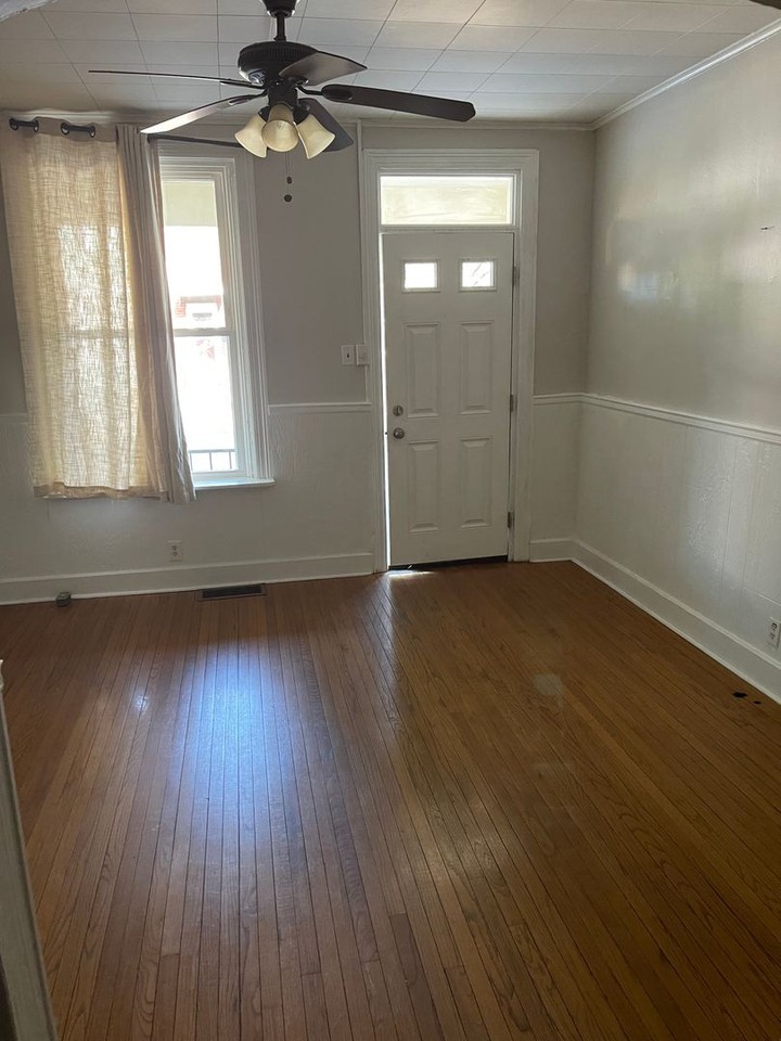 431 Arch St - Photo 3 of 30