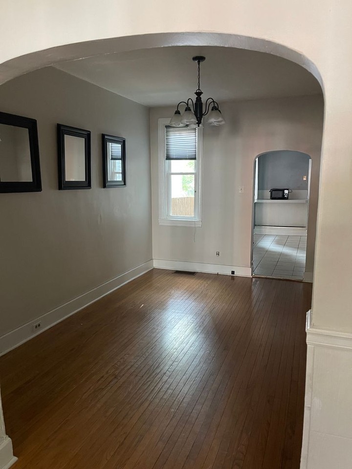 431 Arch St - Photo 4 of 30