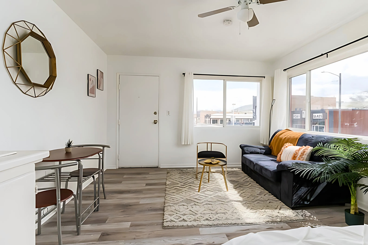 538 N. Main Street - Photo 2 of 24