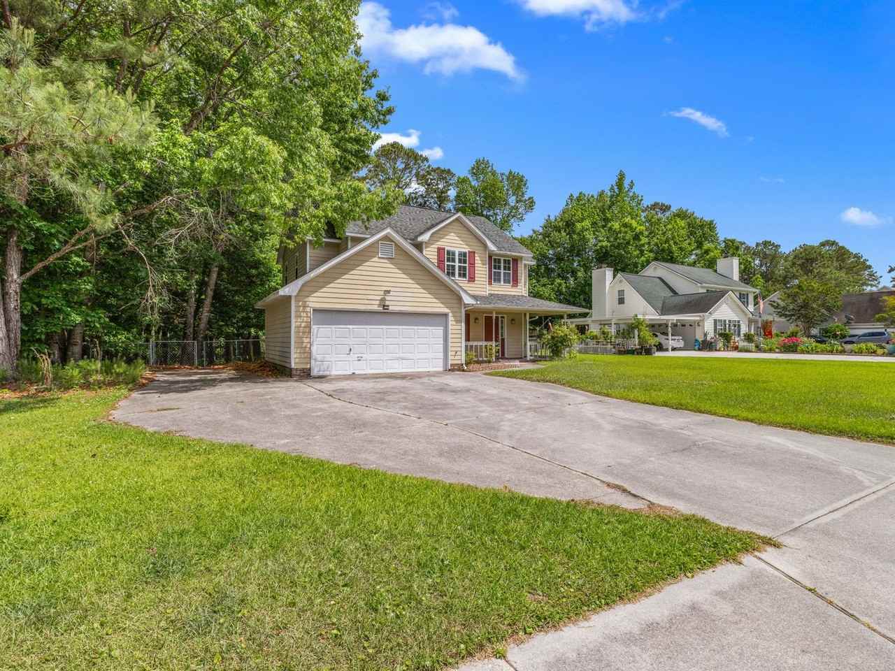 882 Pine Valley Rd - Photo 3 of 50