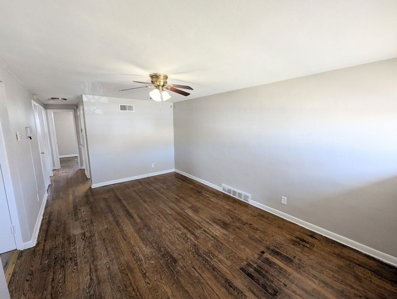 6110 Otto Ave - Photo 2 of 11