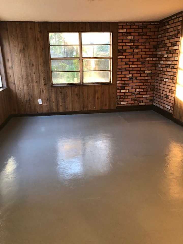 9321 Dunwoody Dr - Photo 3 of 15