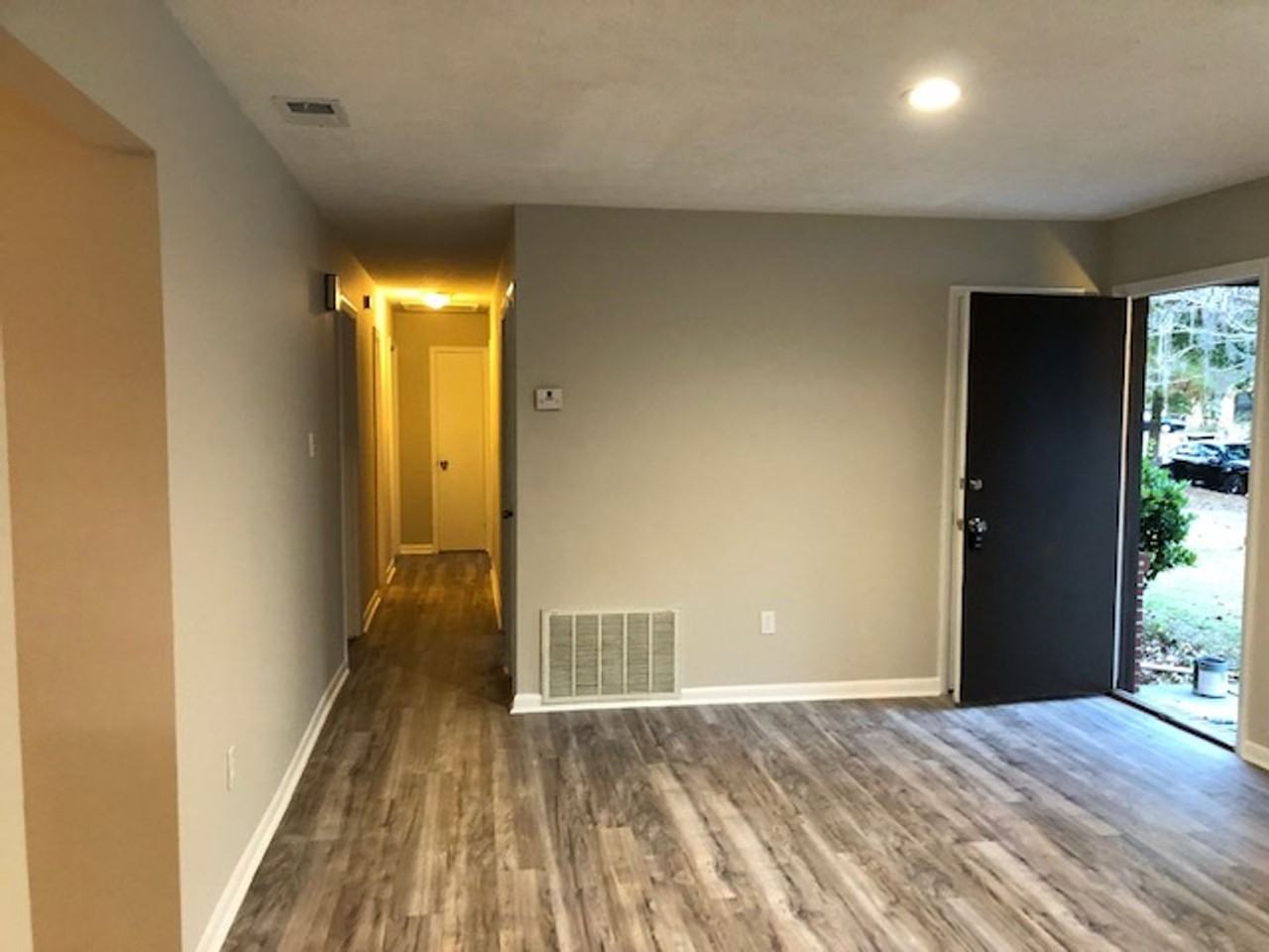 9321 Dunwoody Dr - Photo 6 of 15