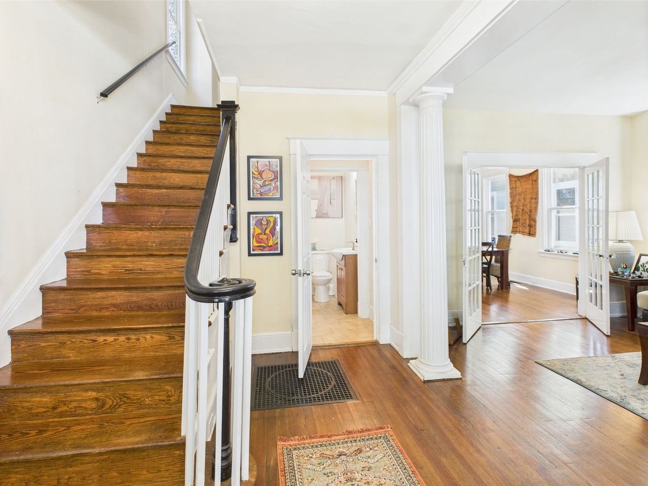 2707 Hanes Ave - Photo 3 of 40