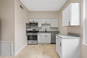 featured image of 313 Kambach St