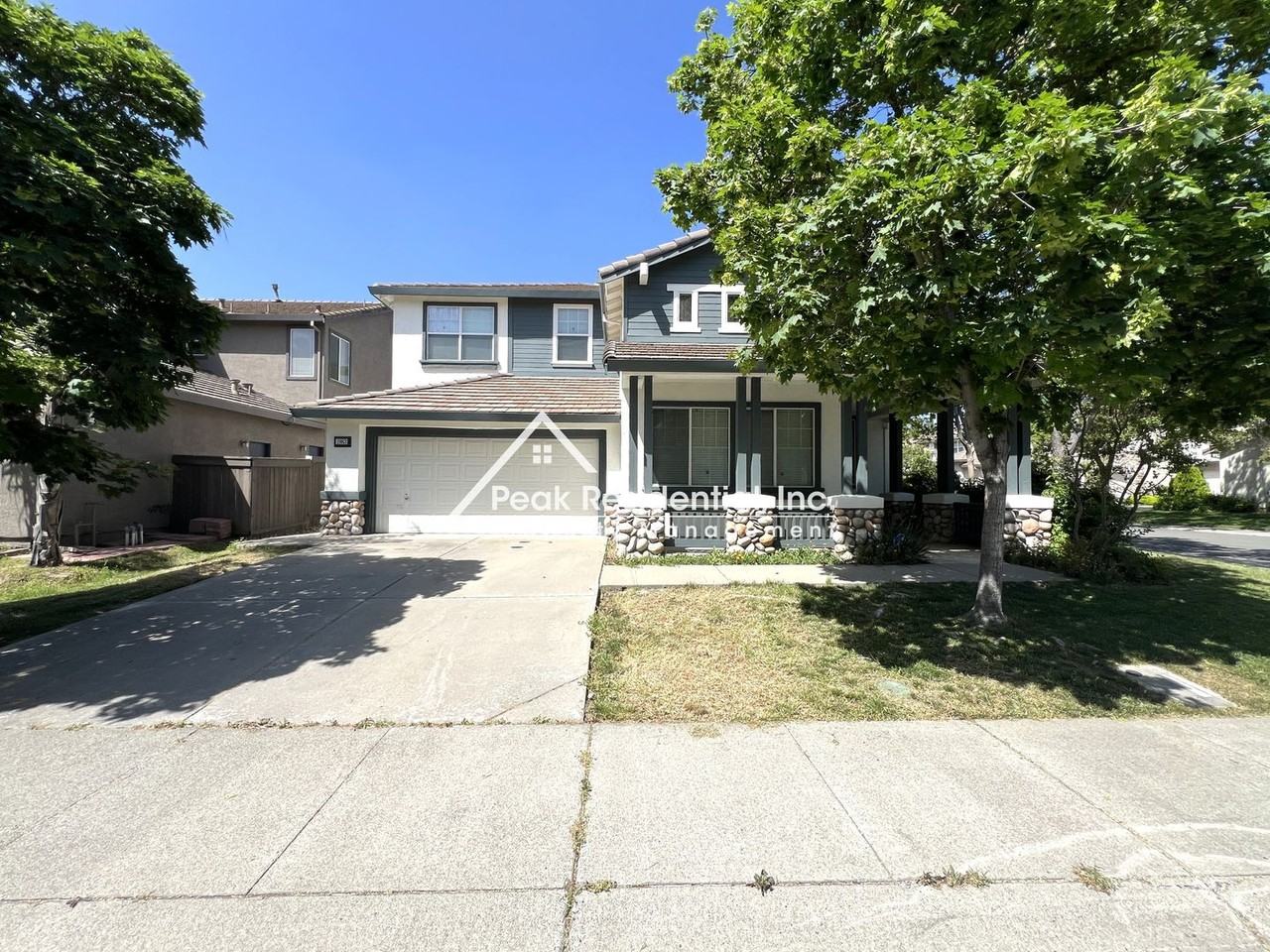1983 Delafield Way - Photo 2 of 27
