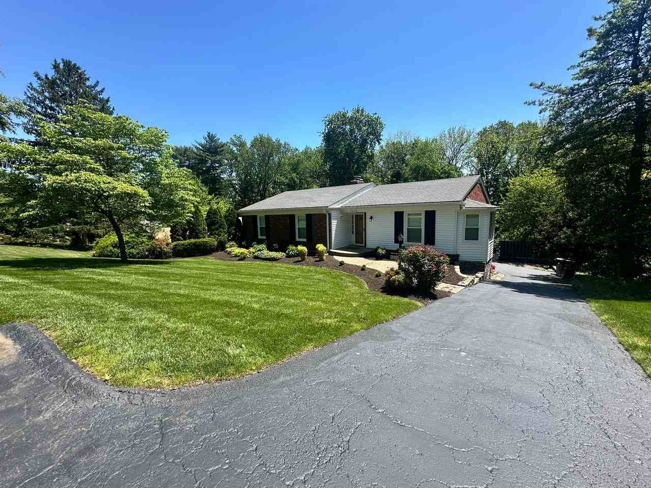 7808 Crown Top Rd - Photo 2 of 39