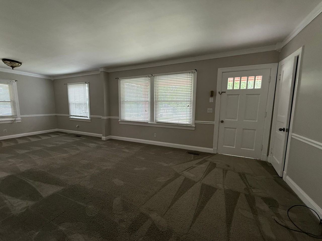 1106 Poplar Ave - Photo 3 of 23