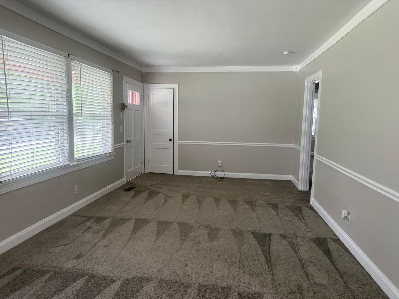 1106 Poplar Ave - Photo 6 of 23