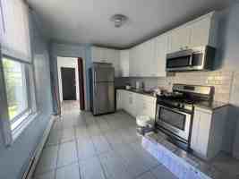 featured image of Zulette Ave