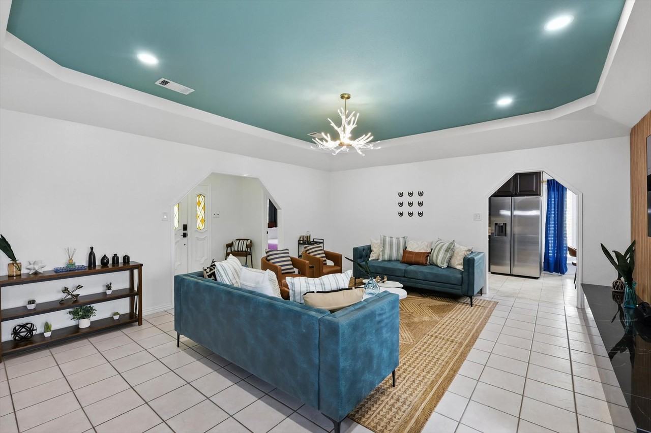 328 Shawnee Trl #NA - Photo 6 of 42