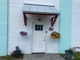 featured image of 118 Bancroft Ave #201