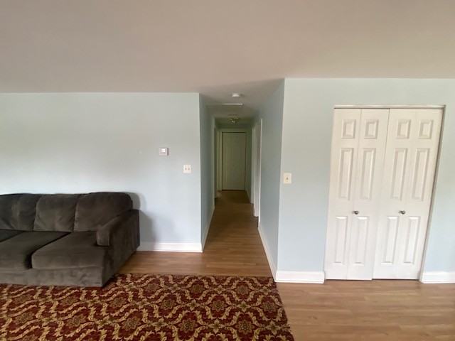 118 Bancroft Ave #201 - Photo 7 of 16