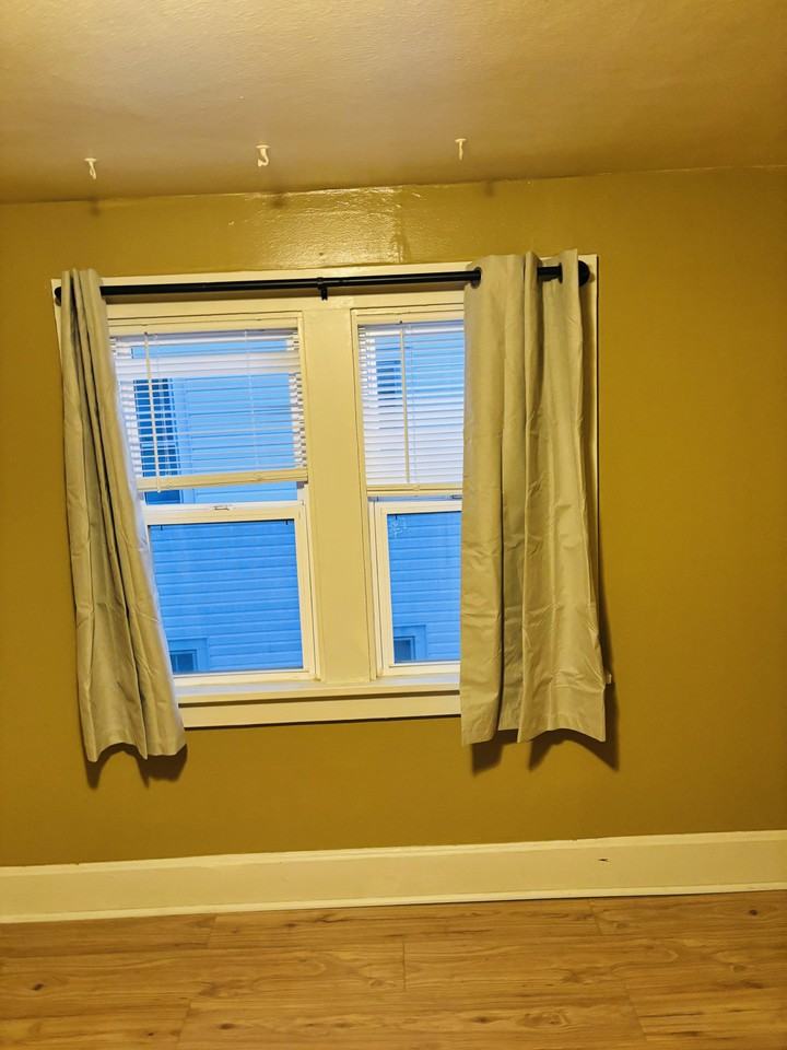 2320 71st St - Photo 3 of 6