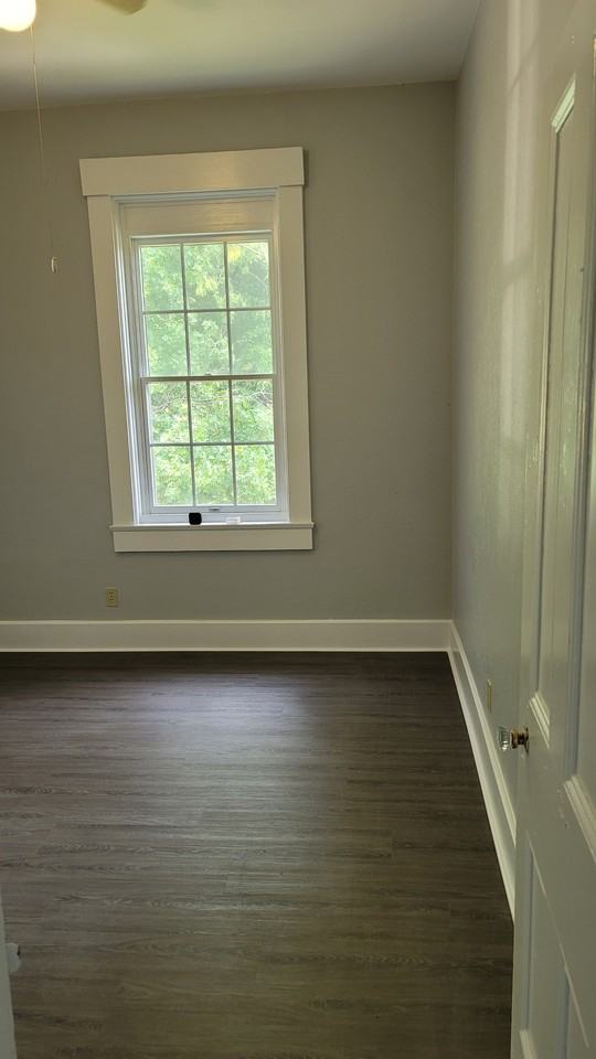 428 Sunnyside Ave #2 - Photo 5 of 18