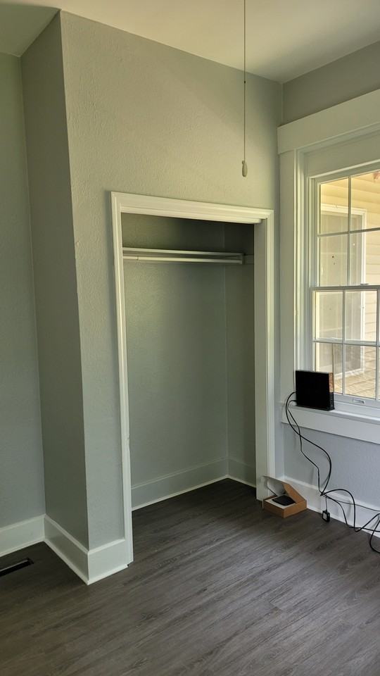 428 Sunnyside Ave #2 - Photo 7 of 18