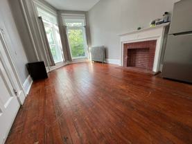 703 Newington Ave #1F - Photo 1 of 1