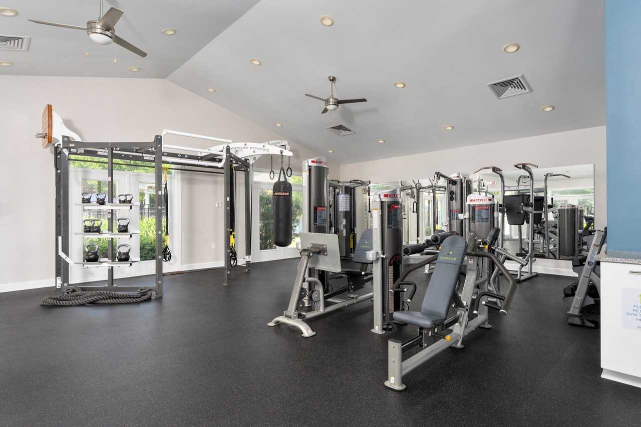 Hawthorne Commons - Photo 3 of 27