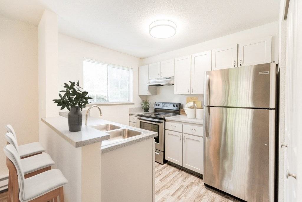 Sienna Park - Photo 3 of 30