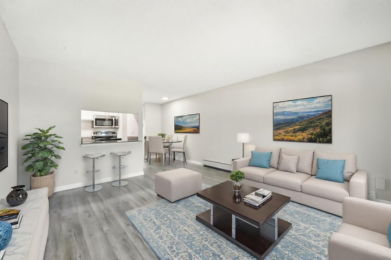 3300 Tamarac Apartments - Photo 4 of 32