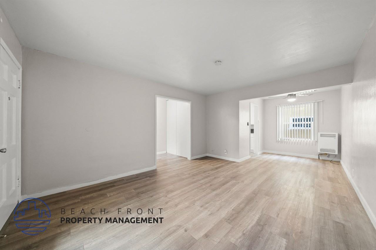 2070-2080 Magnolia Ave. - Photo 7 of 20