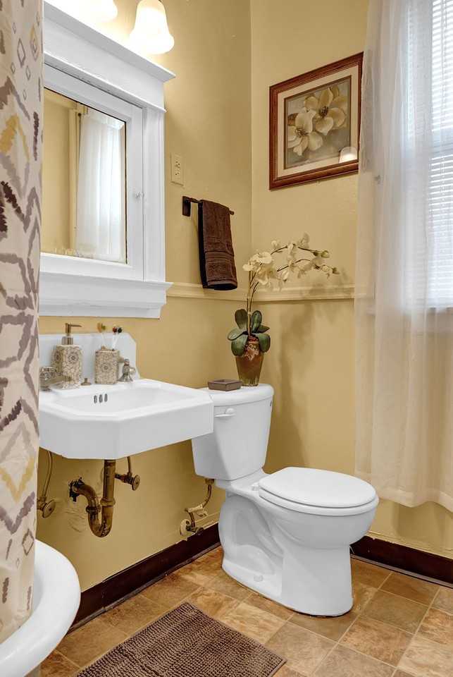 Avon Apartments - Photo 7 of 21