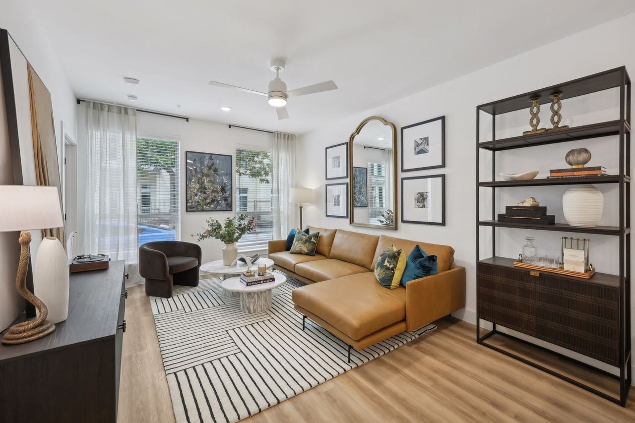 Copper Bishop Arts - Photo 4 of 40