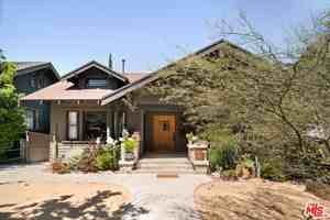 featured image of 1421 Edgecliffe Dr