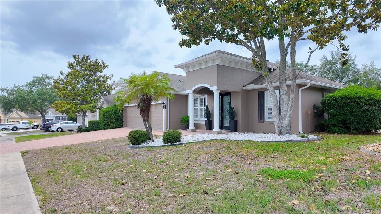 4882 Larkenheath Drive - Photo 2 of 27