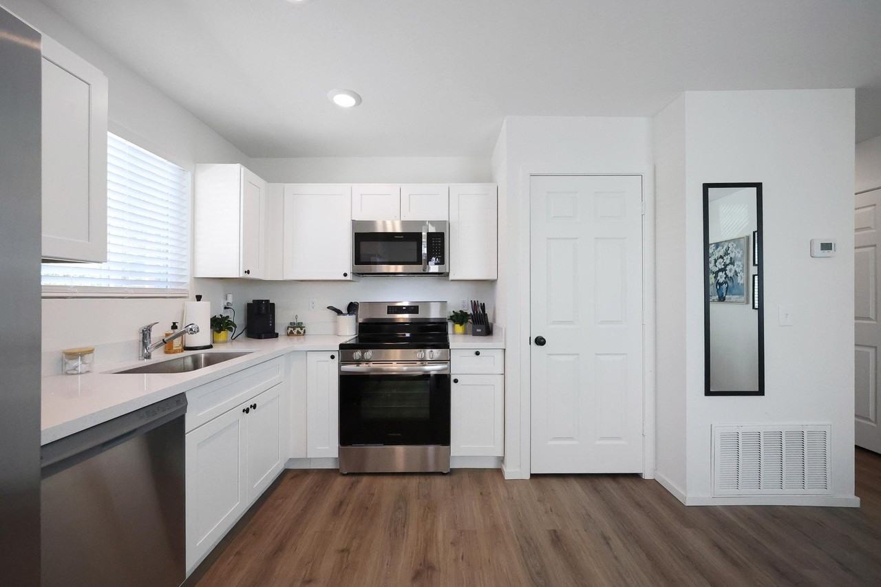 W State Ave - Photo 3 of 14