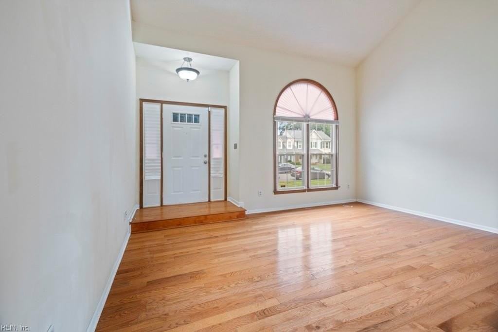 26 Woodsman Rd - Photo 7 of 35