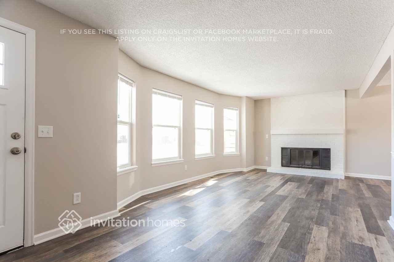 4545 Davenport Way - Photo 2 of 14