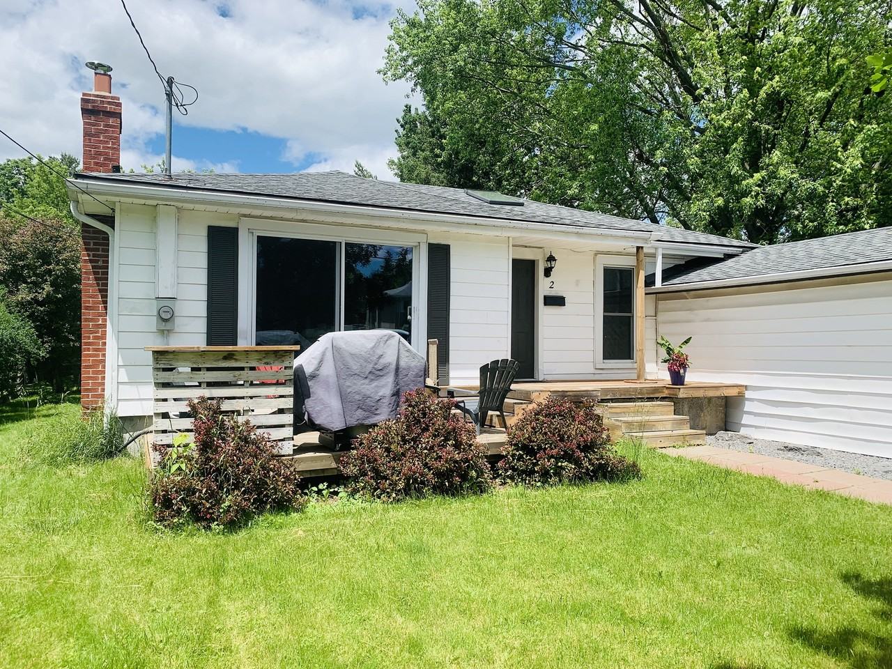 2 Cynthia Street - Photo 3 of 29