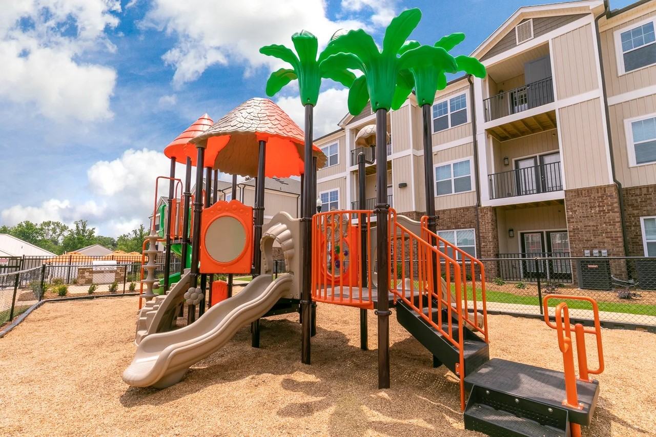 The View at Paris Mountain - Photo 5 of 58